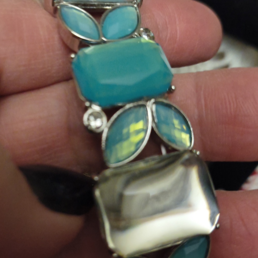 Bracelet Bundle. Multi Style Multi Color - Picture 11 of 15